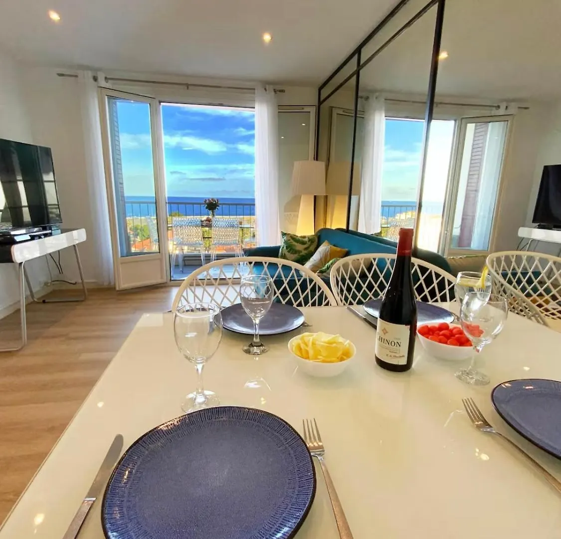 Διαμέρισμα Panoramic Sea View - Air Conditioning - Terrace - 2 Bedrooms - Kitchen - Wifi - Tramway Νίκαια